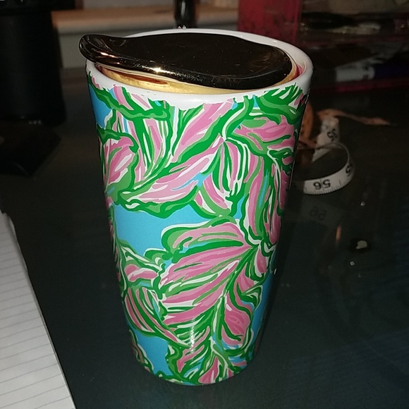 Lilly Pulitzer Other - Lilly Pulitzer In the Bungalows ceramic travel mug